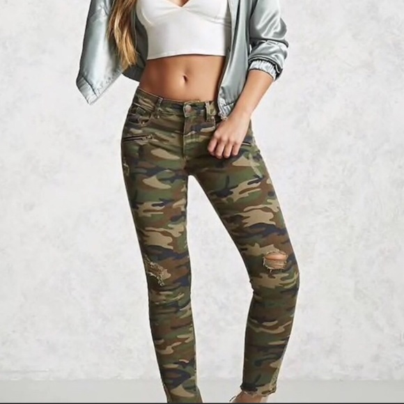 Forever 21 Denim - Forever 21 Camo Jeans